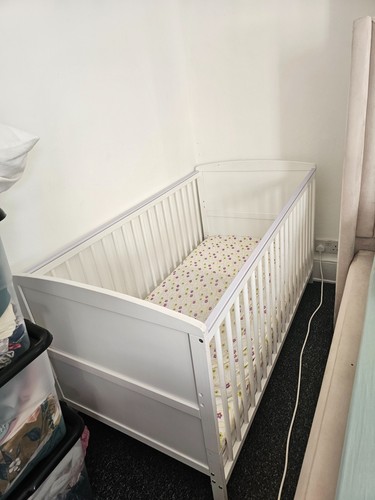 Travis baby cot bed with - travis,
